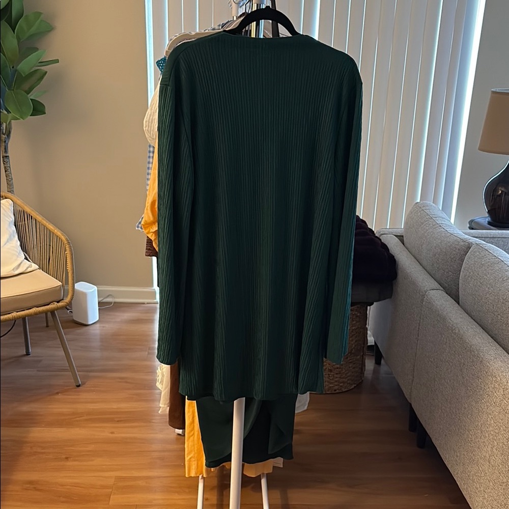 Dark Green Long Sleeve Top